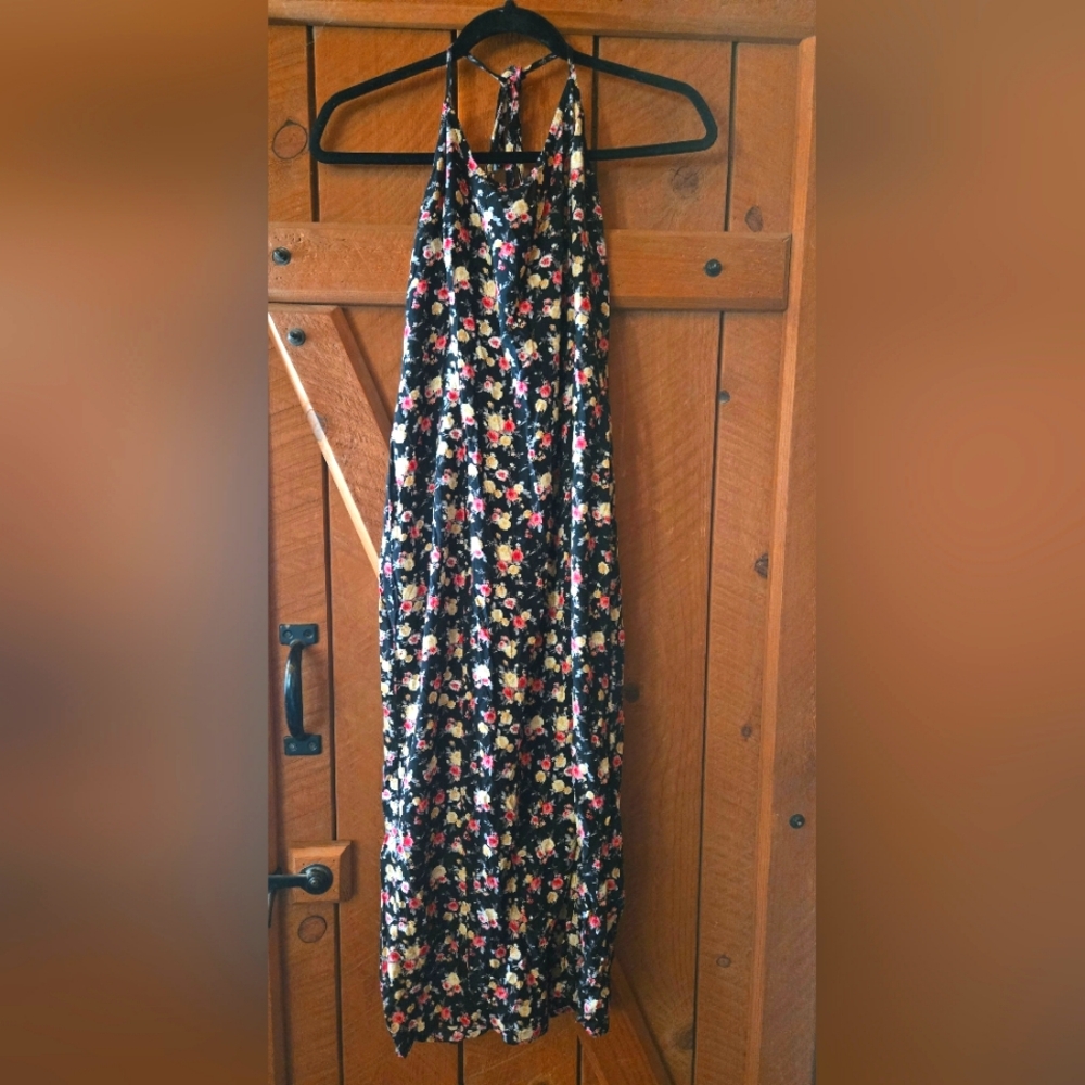 ✨ Forever 21 Y2K Maxi Dress – Floral Spaghetti Strap (Size L) ✨